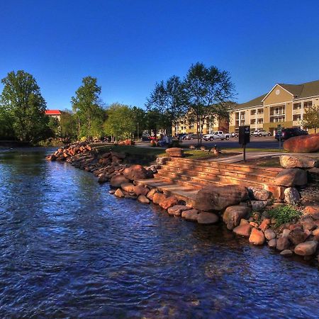 Econo Lodge Pigeon Forge Riverside Exteriör bild