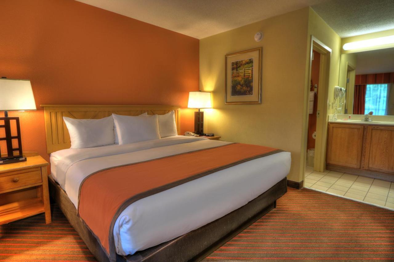 Econo Lodge Pigeon Forge Riverside Exteriör bild