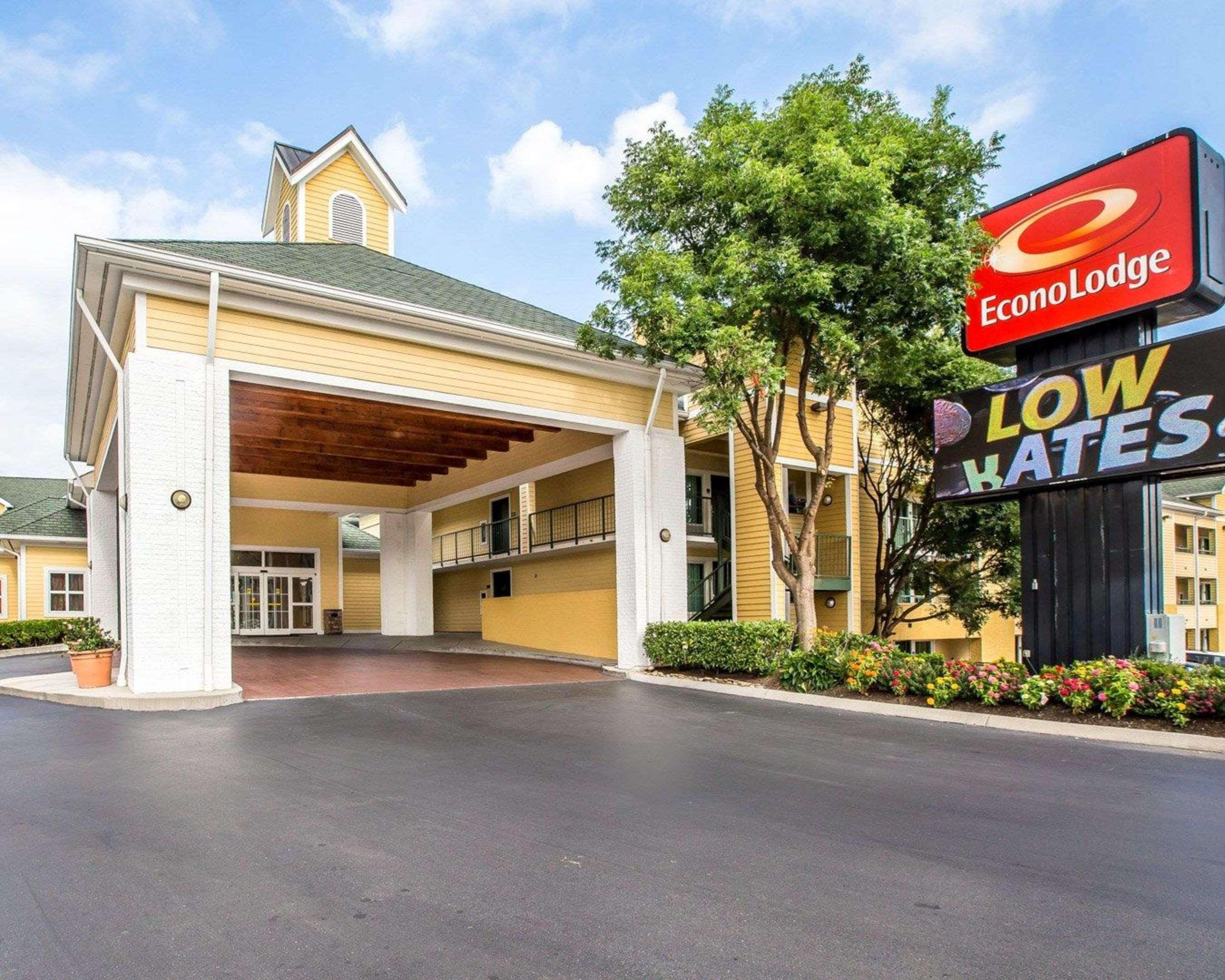 Econo Lodge Pigeon Forge Riverside Exteriör bild
